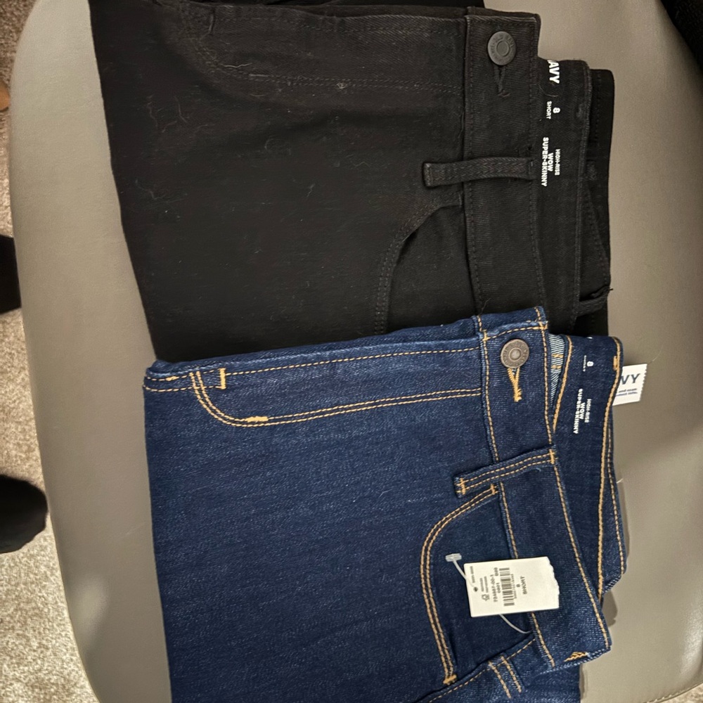 Old Navy Women's Skinny Jeans in Black and Blue Denim